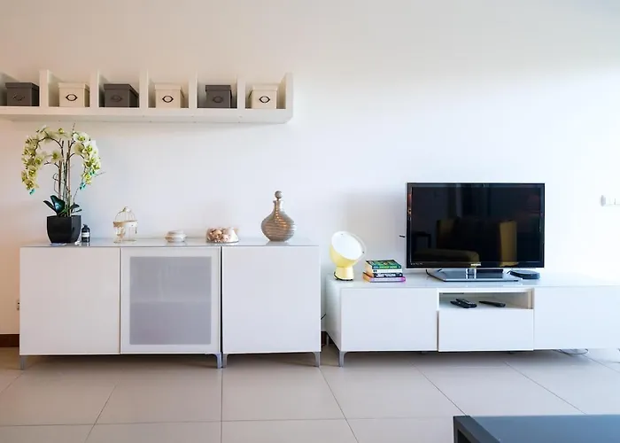 & Garden View * 라고스