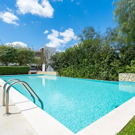 Daire & Garden View Lagos